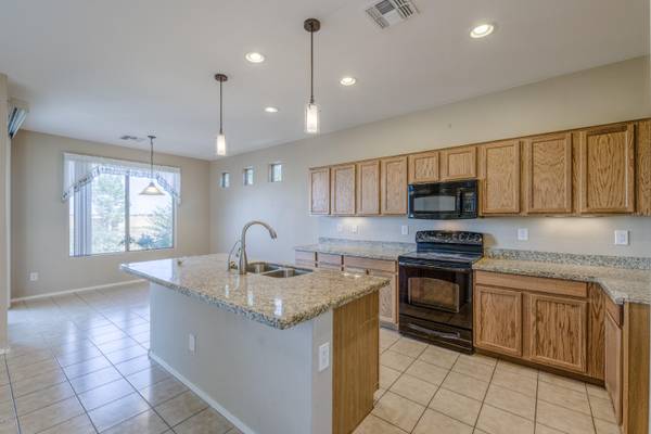 Maricopa, AZ 85138,20427 N LEMON DROP Drive