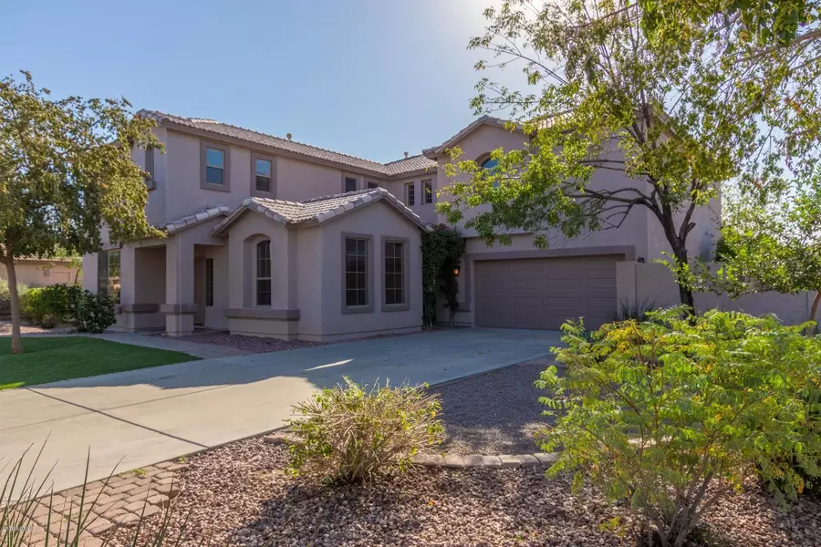 8375 W LUKE Avenue, Glendale, AZ 85305