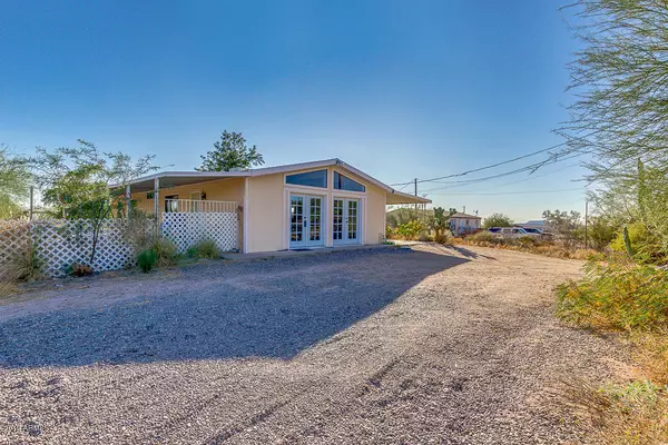 Apache Junction, AZ 85120,1265 W FRONTIER Street