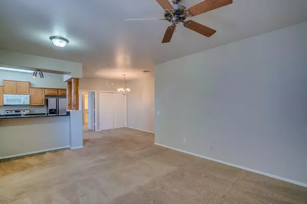 Chandler, AZ 85225,2155 N GRACE Boulevard #216