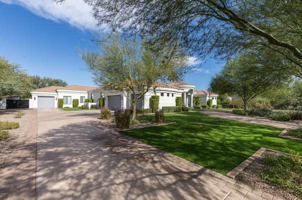 Paradise Valley, AZ 85253,6716 E HORSESHOE Road