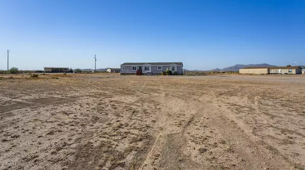 38119 W LATHAM Street, Tonopah, AZ 85354