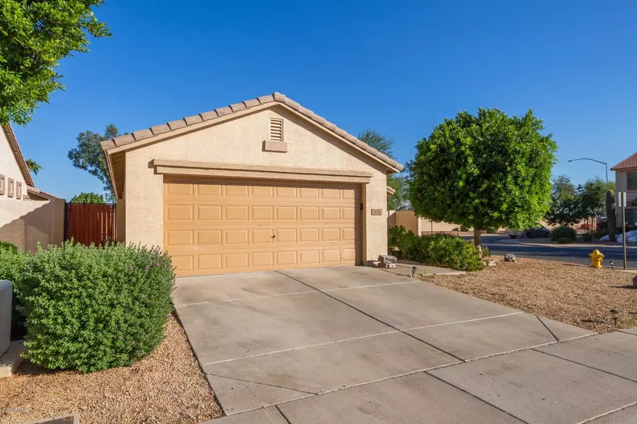 631 S 27th Place, Mesa, AZ 85204