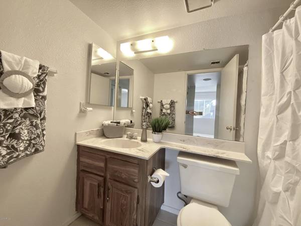 Mesa, AZ 85210,461 W HOLMES Avenue #362