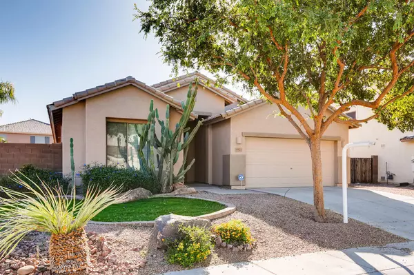 9921 W KIRBY Avenue, Tolleson, AZ 85353