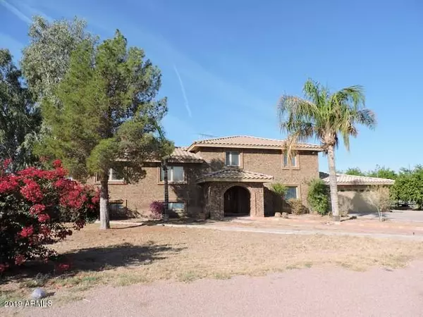 5700 S GREENFIELD Road, Gilbert, AZ 85298