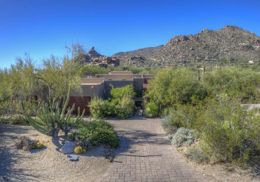 2206 N SAGEBRUSH Lane N, Carefree, AZ 85377