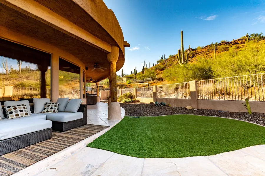 43316 N 11TH Street, New River, AZ 85087