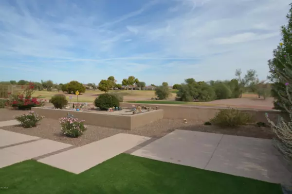 5421 S EUCALYPTUS Drive, Gilbert, AZ 85298