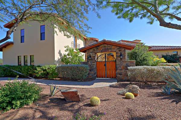 Scottsdale, AZ 85262,14331 E MONTGOMERY Court