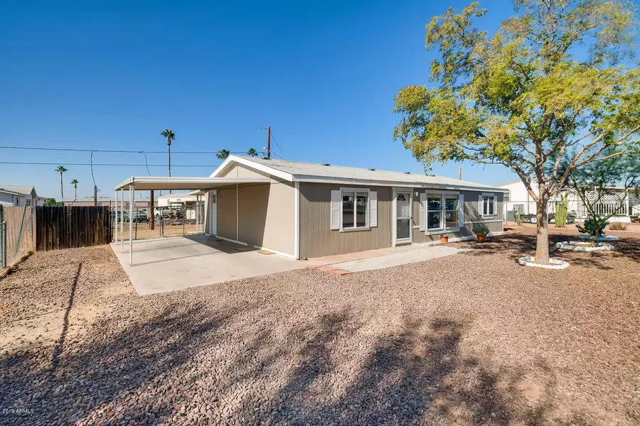 244 N HAWES Road, Mesa, AZ 85207