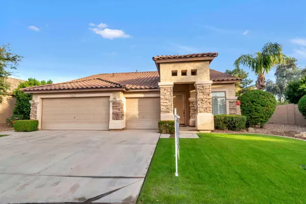 2144 W Olive Way, Chandler, AZ 85248