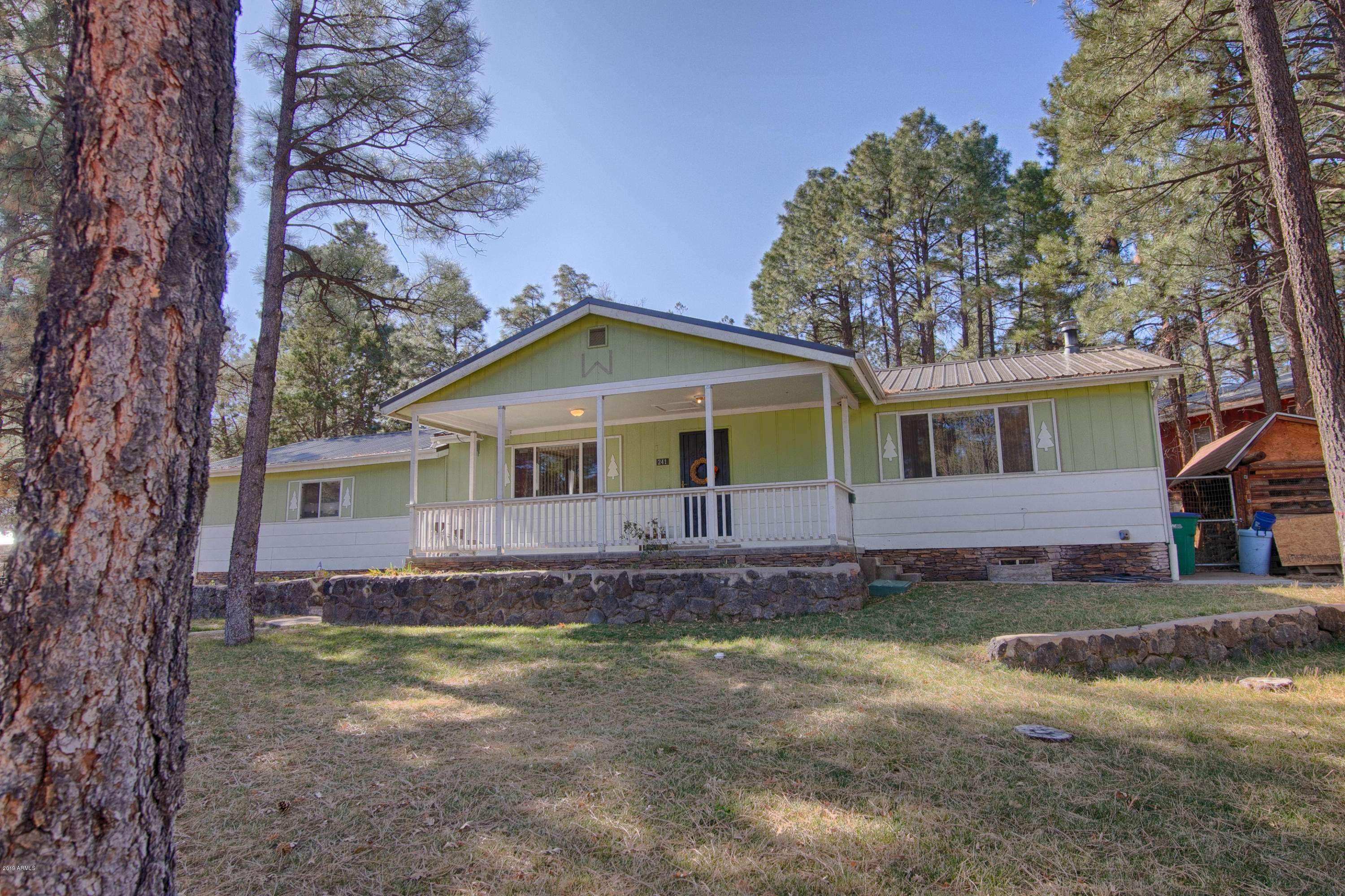 241 W NIKOLAUS --, Show Low, AZ 85901