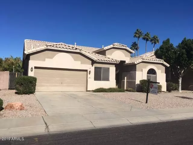 Gilbert, AZ 85233,894 W LAUREL Avenue