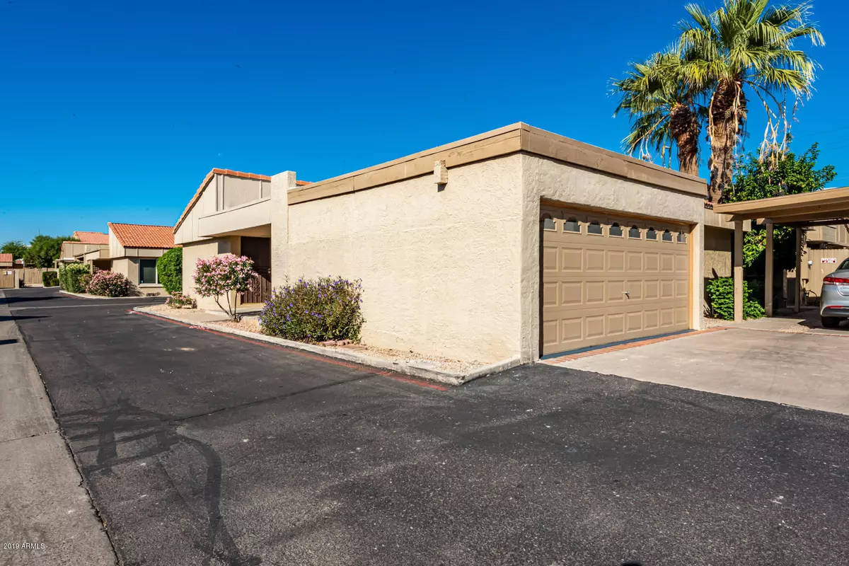 Phoenix, AZ 85023,2415 W GREENWAY Road #16