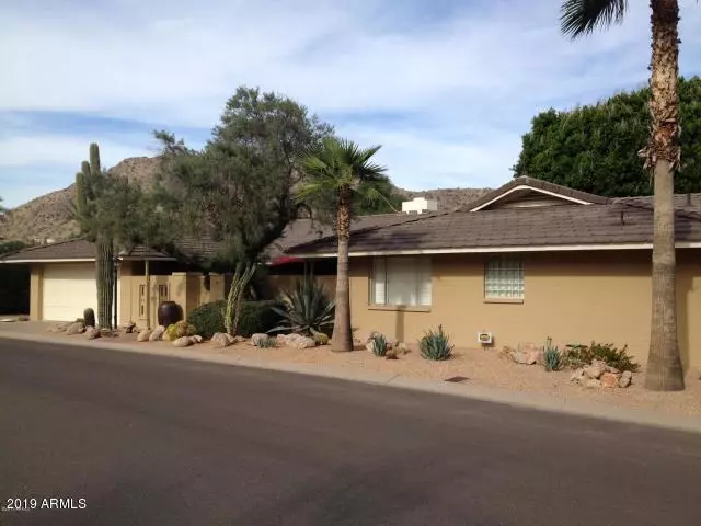 Paradise Valley, AZ 85253,5635 E LINCOLN Drive #2