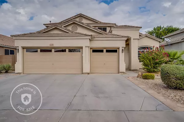 3236 W SHUMWAY FARM Road, Phoenix, AZ 85041