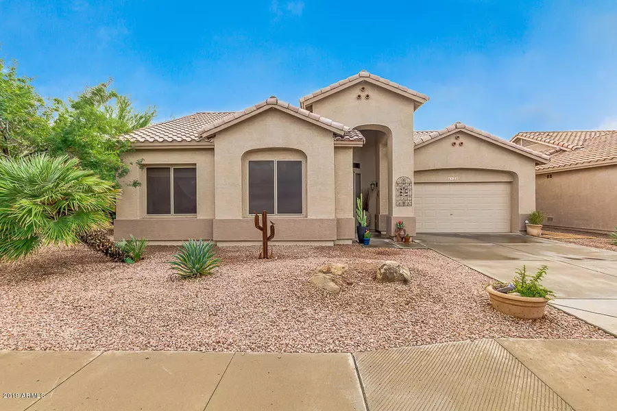 4135 E STRAWBERRY Drive, Gilbert, AZ 85298