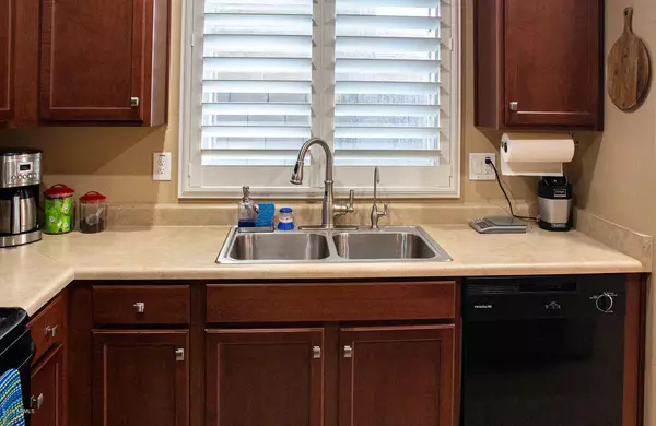 Phoenix, AZ 85022,2123 E Phelps Road