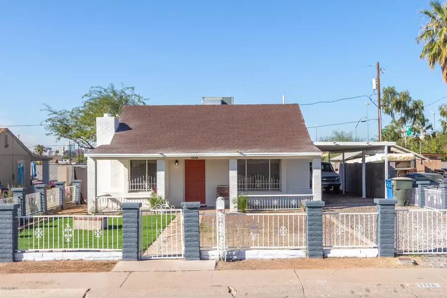 1114 N 24TH Place, Phoenix, AZ 85008