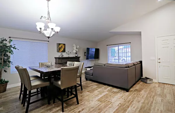 Phoenix, AZ 85029,3930 W COLUMBINE Drive