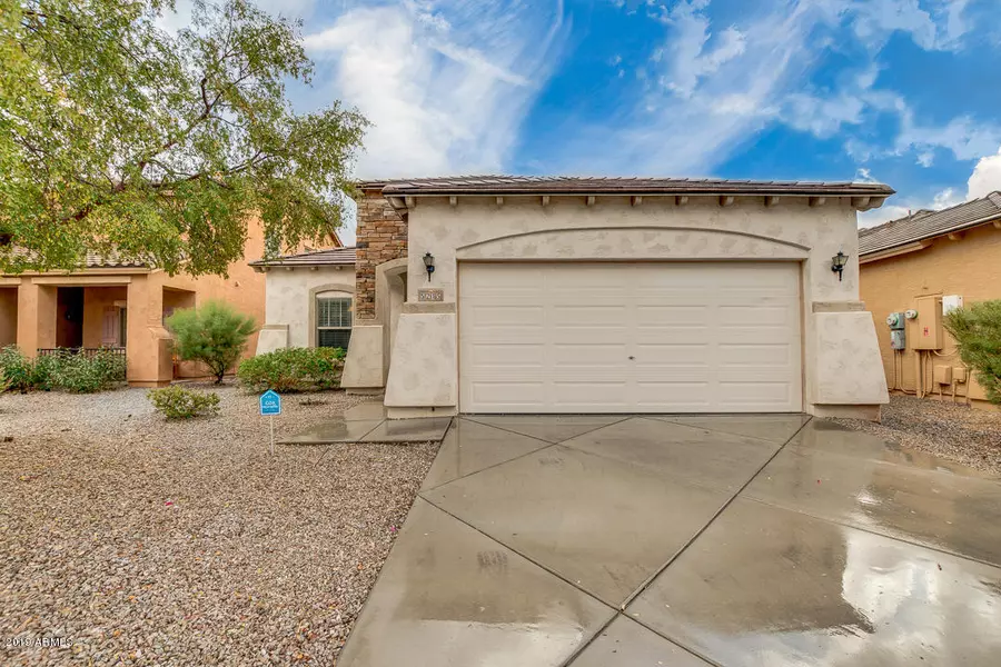 5215 W GLASS Lane, Laveen, AZ 85339