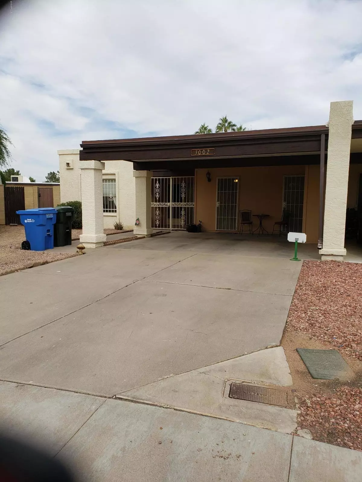 Phoenix, AZ 85053,3002 W REDFIELD Road