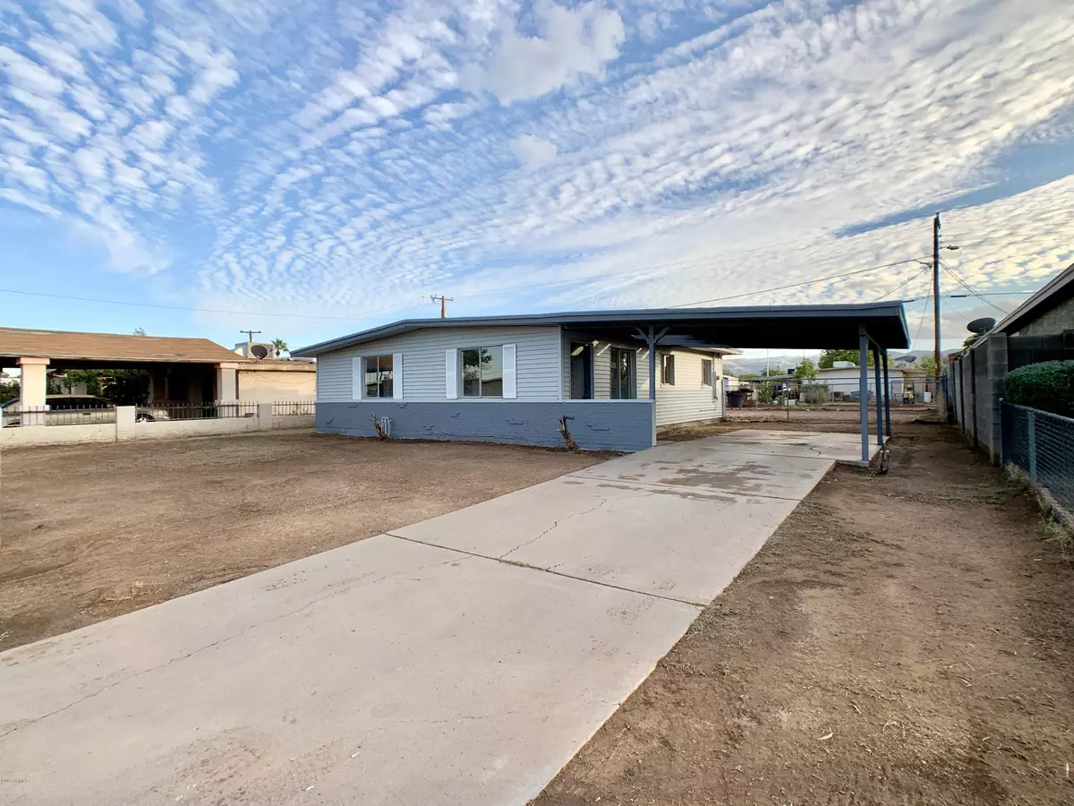 Phoenix, AZ 85040,1735 E CHIPMAN Road