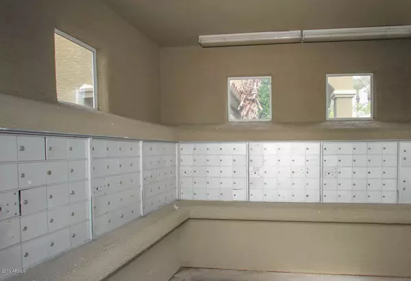 Phoenix, AZ 85027,2929 W YORKSHIRE Drive #2028