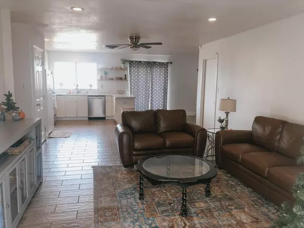 Mesa, AZ 85203,1425 N ASHLAND --