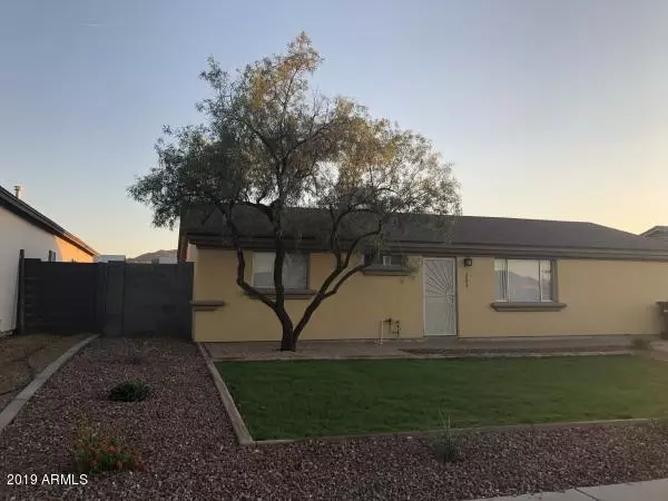 Phoenix, AZ 85041,251 W DESERT Drive