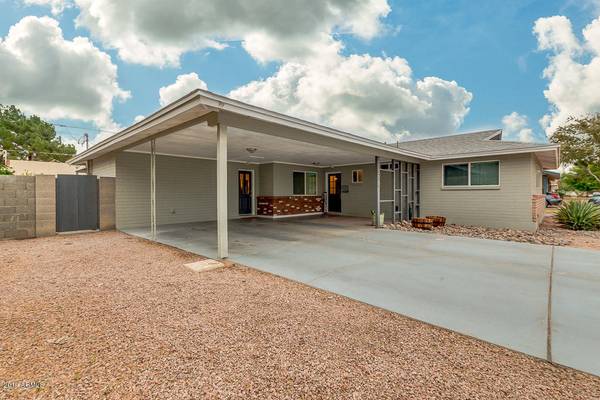 Chandler, AZ 85225,532 W SHANNON Street