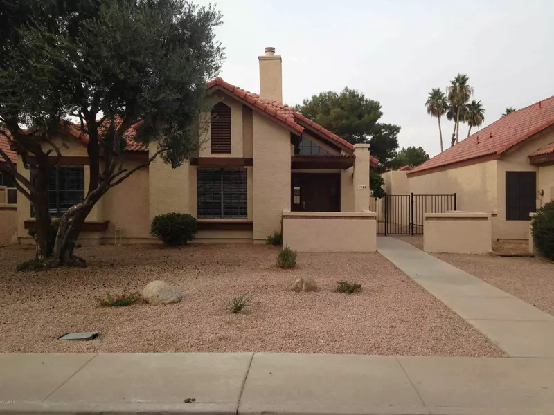 1928 E CITATION Lane, Tempe, AZ 85284