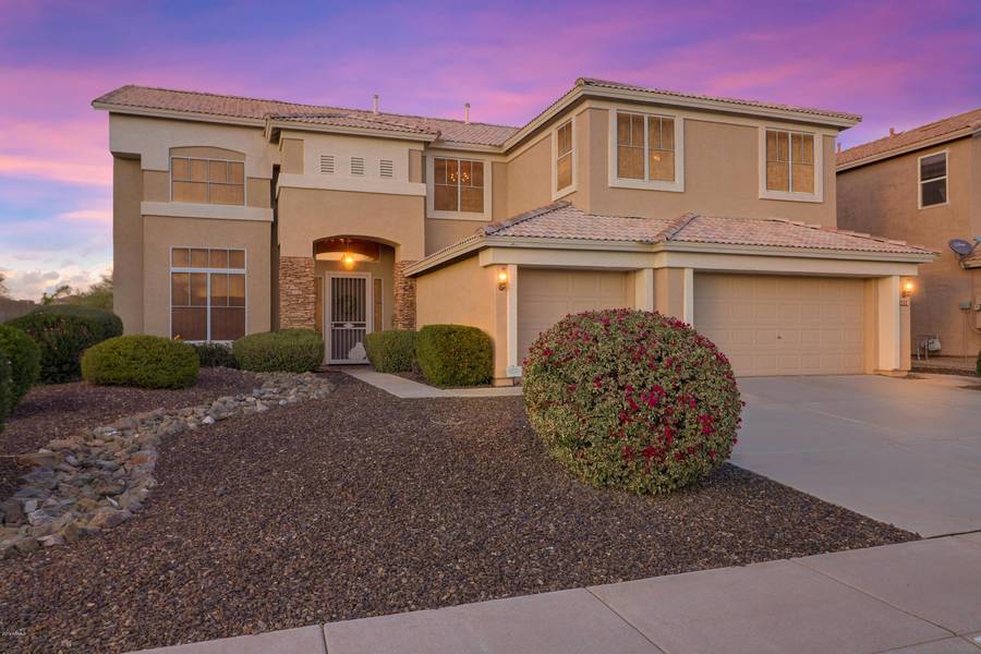 6782 W COTTONTAIL Lane, Peoria, AZ 85383