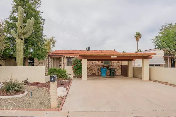 10544 W CALLE DEL SOL --, Phoenix, AZ 85037