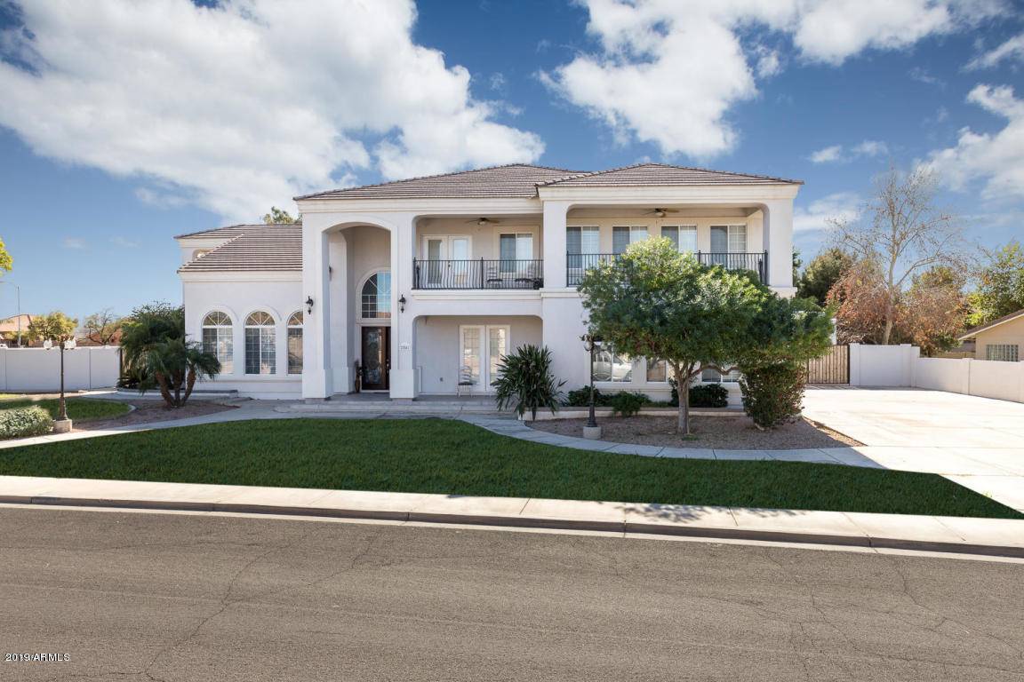 2541 E OMEGA Circle, Mesa, AZ 85213