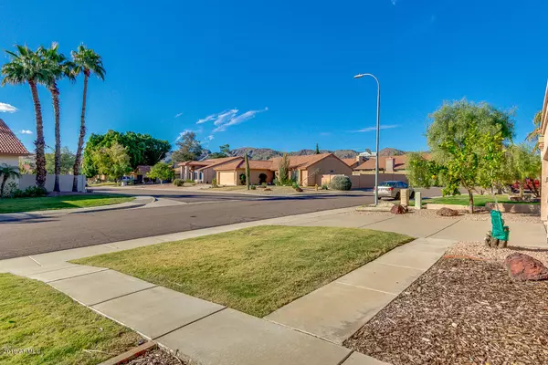 Phoenix, AZ 85044,13601 S 37TH Place