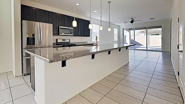 Tolleson, AZ 85353,10432 W CHICKASAW Street