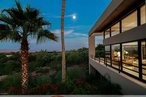 5802 N DRAGOON Lane, Paradise Valley, AZ 85253