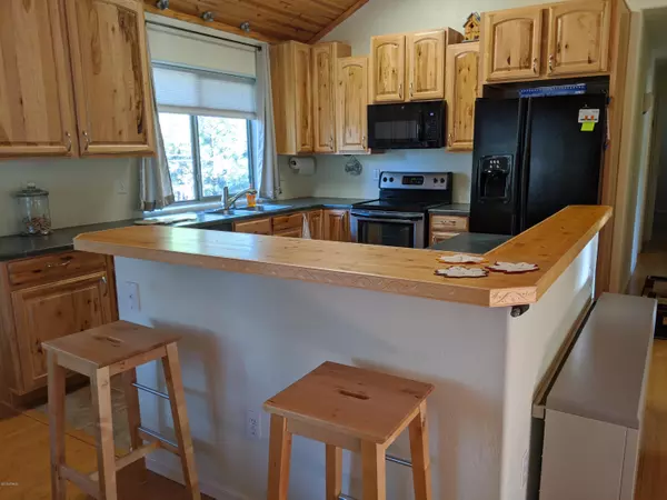 Overgaard, AZ 85933,3373 Pine Cone Drive