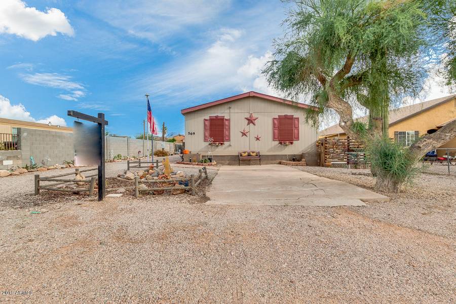 569 S WARNER Drive, Apache Junction, AZ 85120