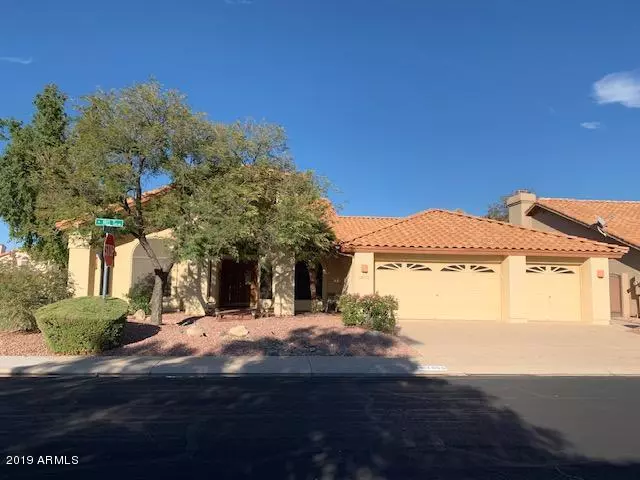 1056 W IRIS Drive, Gilbert, AZ 85233