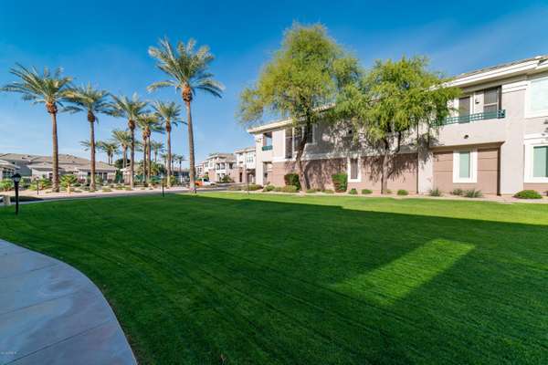 Scottsdale, AZ 85254,15221 N CLUBGATE Drive #2066