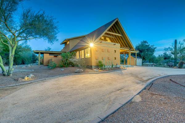 Cave Creek, AZ 85331,33211 N 67TH Street