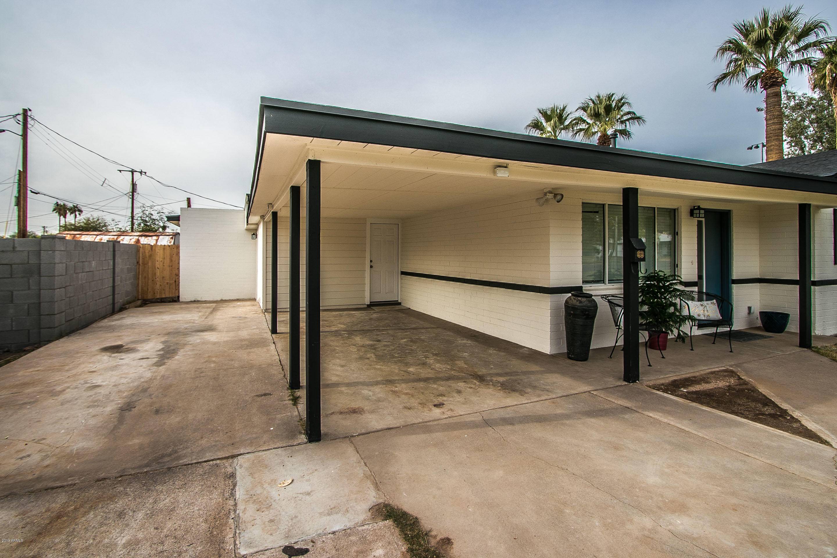 Phoenix, AZ 85008,1854 N 37TH Street
