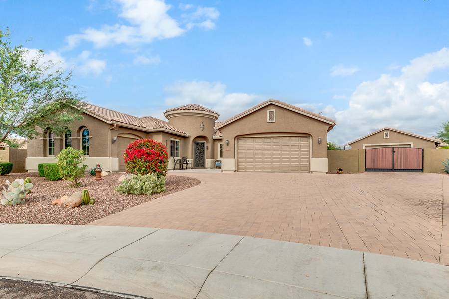 4726 W SILVA Drive, Anthem, AZ 85087