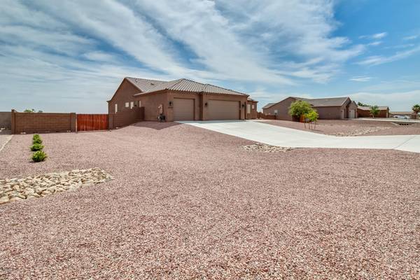 Wittmann, AZ 85361,28323 N BUSH Street