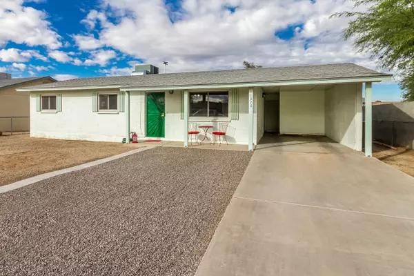 1020 N Campbell Drive, Casa Grande, AZ 85122