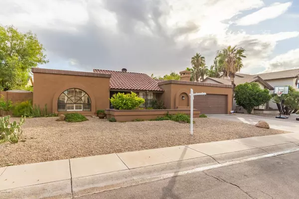 1937 E LA VIEVE Lane, Tempe, AZ 85284