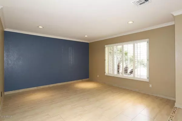 Phoenix, AZ 85032,4559 E EVANS Drive